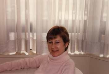 Photo of Barbara Stahura
